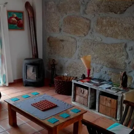 Holiday home A Comfortable Rural Space In Beautiful Gardens Oliveira do Hospital