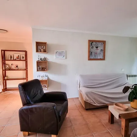 Quinta Sarnadela - Spacious 3 Bedroom House With Mountain View *