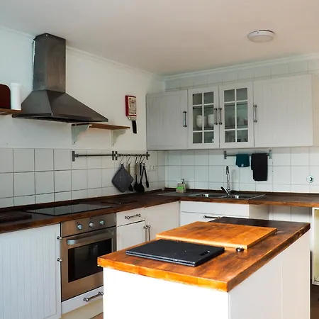 Quinta Sarnadela - Spacious 3 Bedroom House With Mountain View Holiday home *