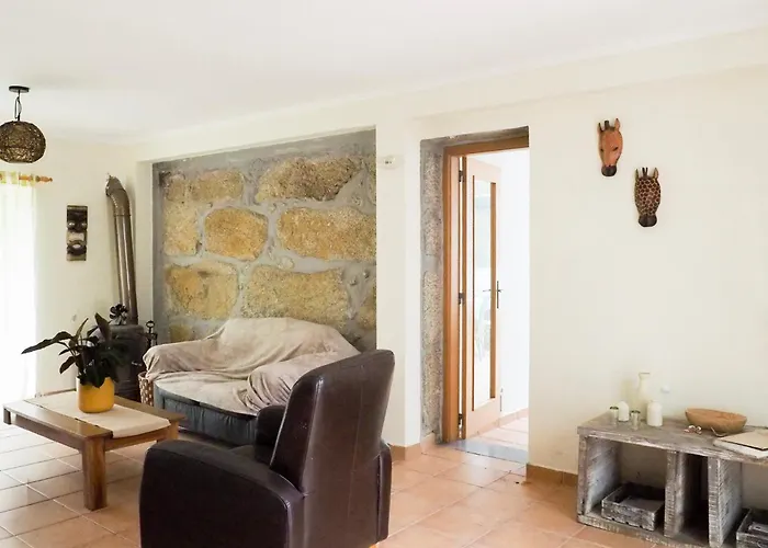 別荘 Quinta Sarnadela - Spacious 3 Bedroom House With Mountain View オリヴェイラ・ド・オスピタル